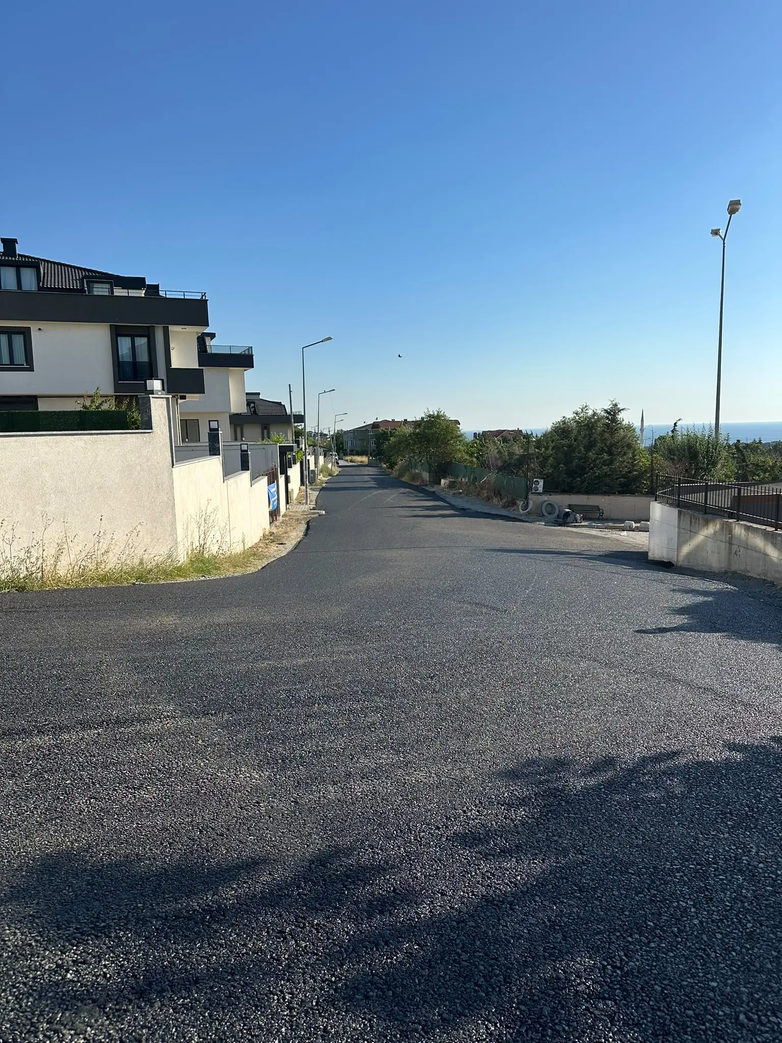 Beylikdüzü Belediyesi Fen İşleri Müdürlüğü Tarafından Bölge Geneli Beton Kaldırım Çevre Düzenlemesi ve Müteferrik Asfalt Yapım İşleri - 5