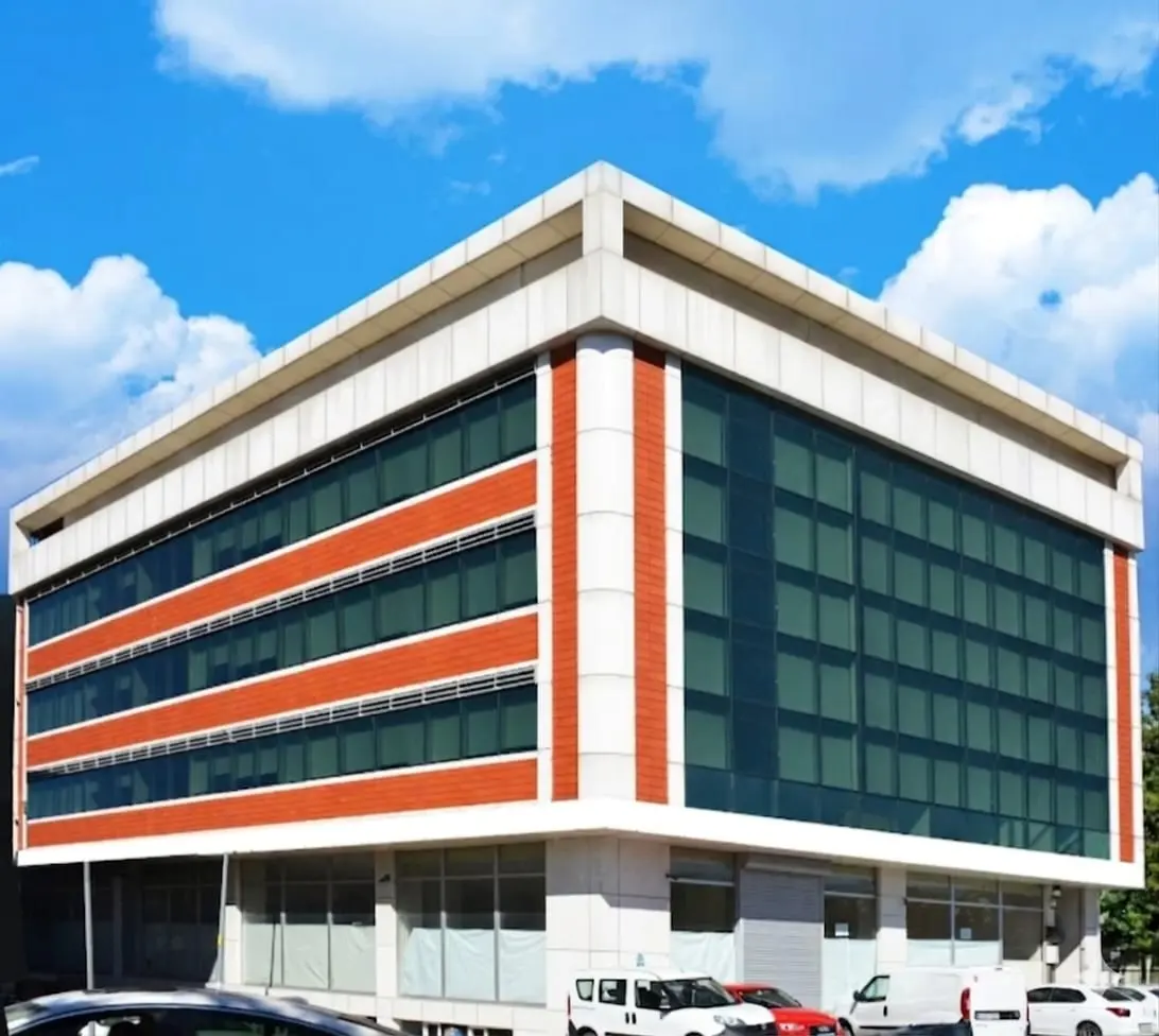 Seven TEM Plaza